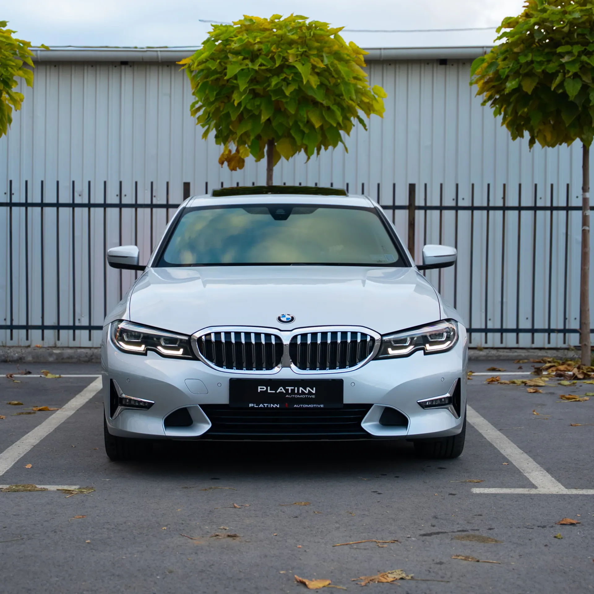 BMW 320d (G20) Luxury — fotografia 1 nga 28